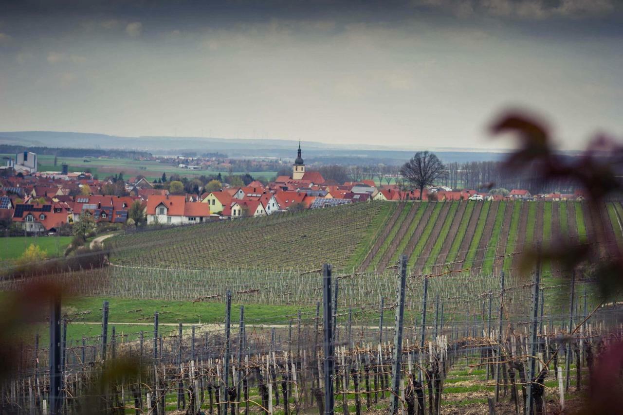 Gasthof Und Weingasthof Schwarzer Adler